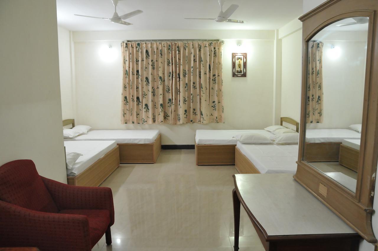 Mahalakshmi Comforts Mysore Room photo